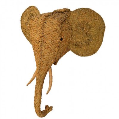 Elefante de esparto elaborado artesanalmente a mano