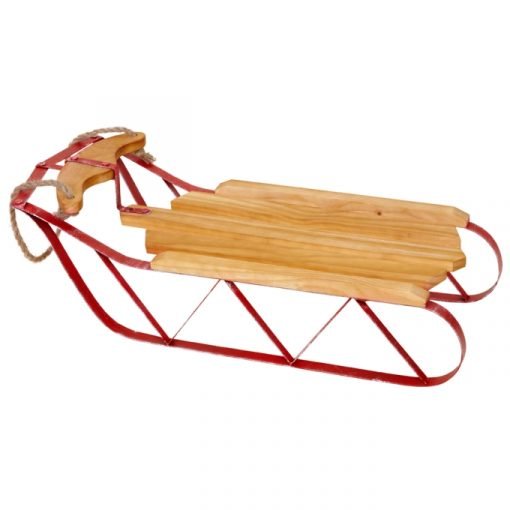 Trineo de madera rojo elaborado artesanalmente a mano