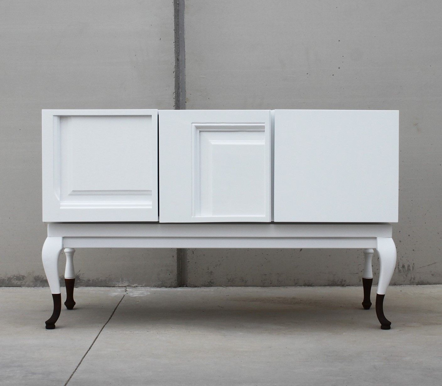 comoda-madera-recuperada-puerta-antigua-coolmaison-thomas-keis