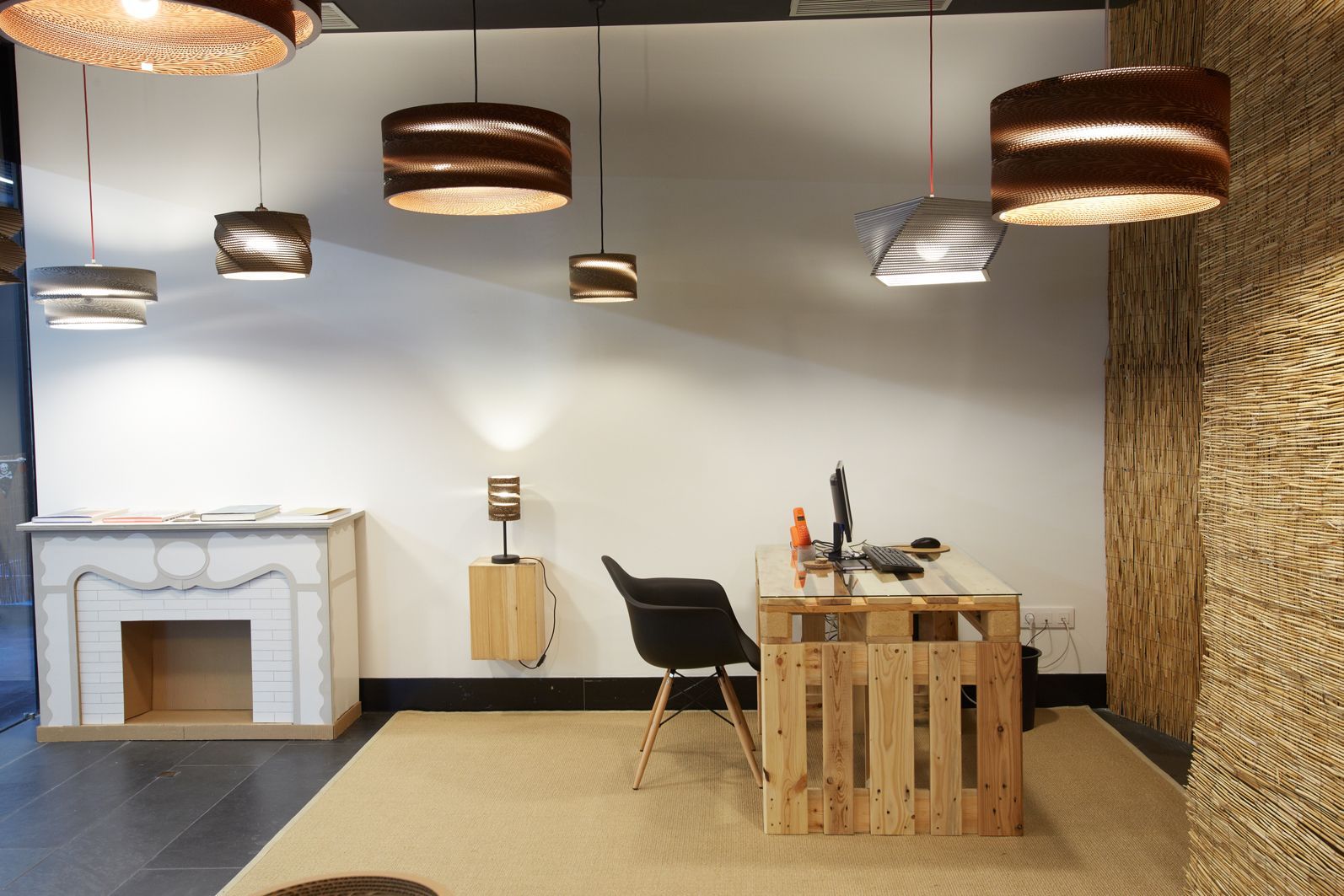 tienda-iluminacion-lampara-de-carton