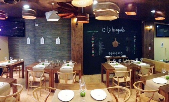 lampara-de-carton-restaurante