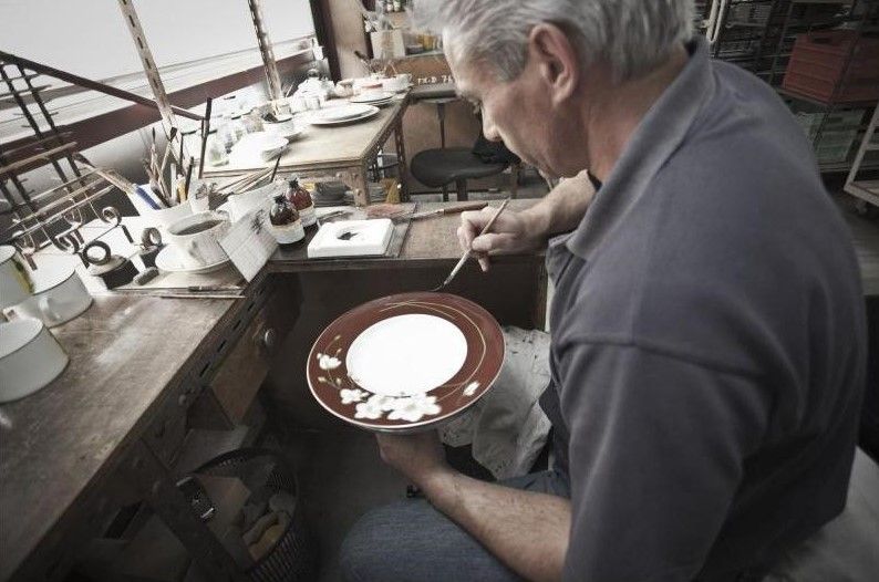 fabrication_de_pieces_en_porcelaine_p_manteau_crt_limousin