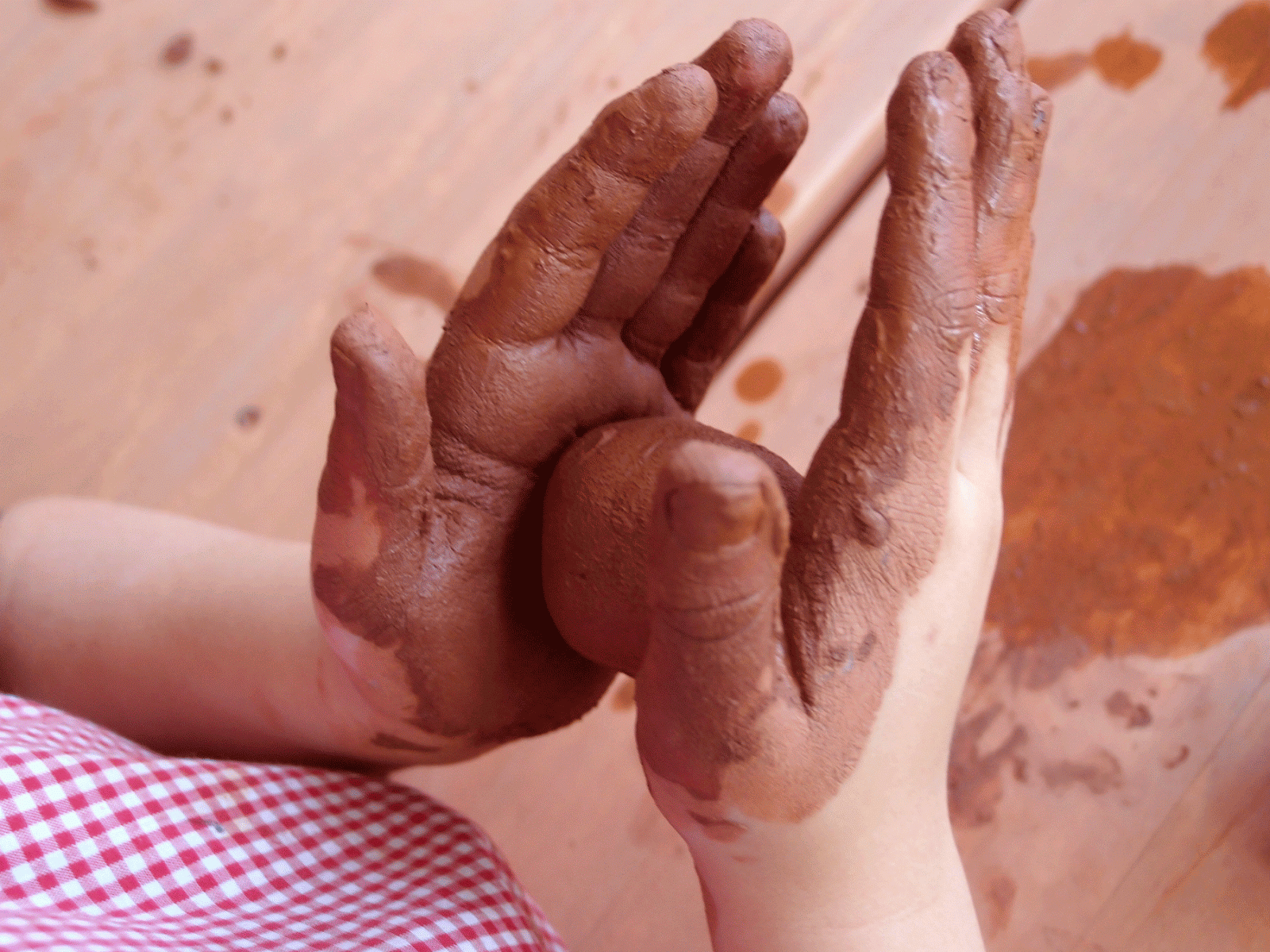 barro-ceramica-ninos-coolmaison